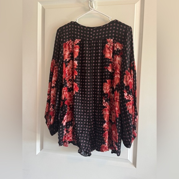 FP Movement by Free People Navy and Red Floral Romper - Picture 9 of 9